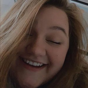 Meet your Posher, Vicky